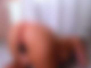 Mia's Live Sex Cam Show