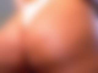 Mia's Live Sex Cam Show