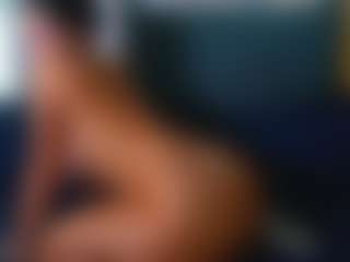 Mia's Live Sex Cam Show