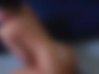 Mia's Live Sex Cam Show