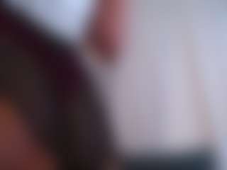 Live cam show with Mia - Fuck on Gym Cam Girls