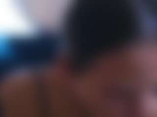 Live cam show with Mia - Sex on liverealitysex.com