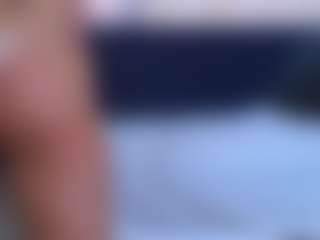 Live cam show with Mia - Sex on Camsoda