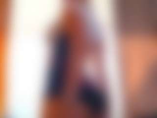 Mia's Live Sex Cam Show