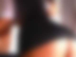 Live cam show with Mia - College MILF on PervPlay.com