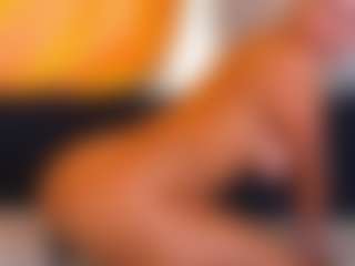 Live cam show with Mia - Genital Piercings on ObeyMaria