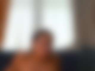 Mia's Live Sex Cam Show