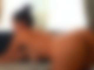 Live cam show with Mia - Handjob on Dare Cams