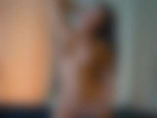Mia's Live Sex Cam Show