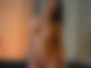 Mia's Live Sex Cam Show