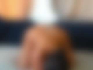Mia's Live Sex Cam Show