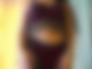 Live cam show with Mia - College MILF on SpankPalCams