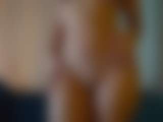 Mia's Live Sex Cam Show