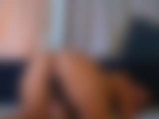 Live cam show with Mia - Vr on liverealitysex.com
