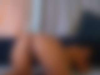 Mia's Live Sex Cam Show