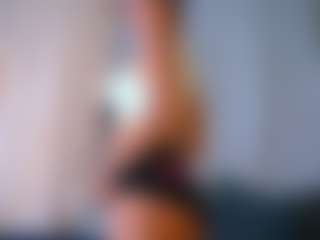 Mia's Live Sex Cam Show