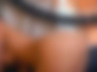 Mia's Live Sex Cam Show