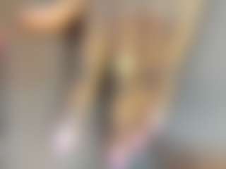 Live cam show with samantamarquez - Morena on googirlz