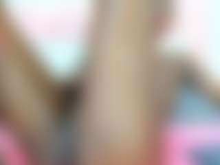 Live cam show with samantamarquez - Striptease on Camsoda