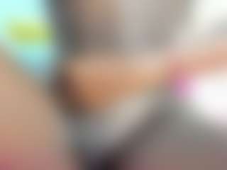 Live cam show with samantamarquez - Submissive on crypto-cams