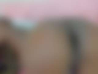 Live cam show with samantamarquez - Athletic Ebony on liverealitysex.com