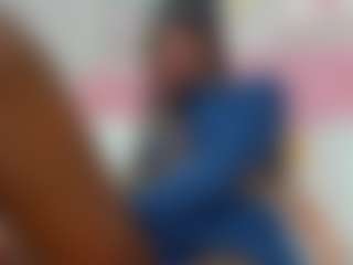 Live cam show with samantamarquez - Camel Toe on makecum.org