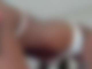 Live cam show with samantamarquez - Cosplay Black on Camsoda