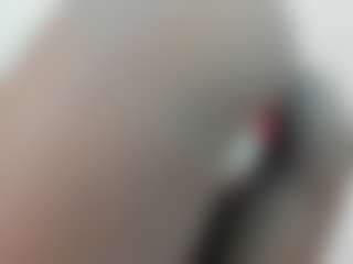 Live cam show with samantamarquez - Camel Toe on liverealitysex.com