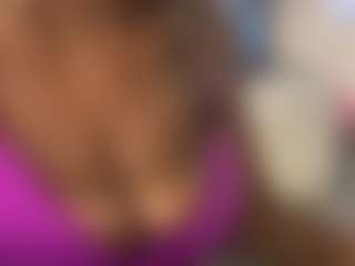 TatiannaSweets11's Live Sex Cam Show