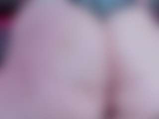 IriisFeitan's Live Sex Cam Show