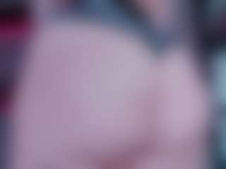 IriisFeitan's Live Sex Cam Show