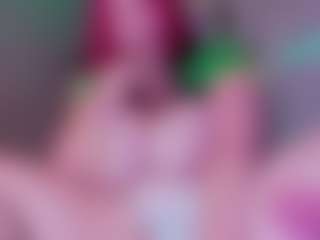 IriisFeitan's Live Sex Cam Show