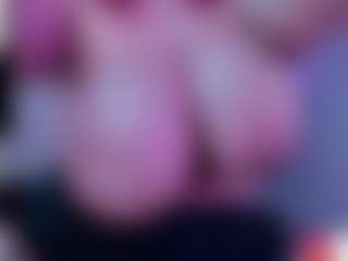 IriisFeitan's Live Sex Cam Show