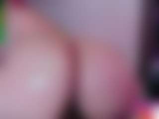 IriisFeitan's Live Sex Cam Show