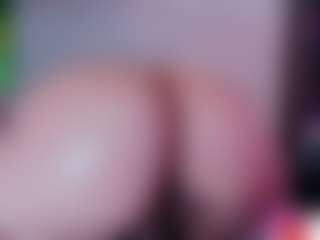 IriisFeitan's Live Sex Cam Show