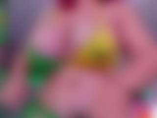 Live cam show with IriisFeitan - Tease on Fling VIP Chat