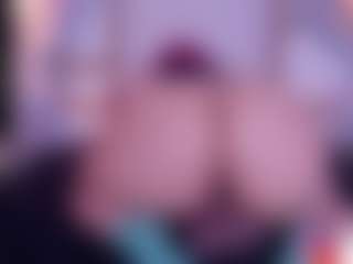 Live cam show with IriisFeitan - Butt Plug on camwithhim.com