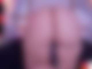 IriisFeitan's Live Sex Cam Show