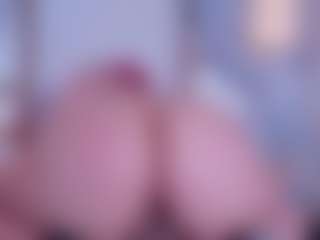 IriisFeitan's Live Sex Cam Show