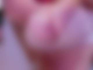IriisFeitan's Live Sex Cam Show