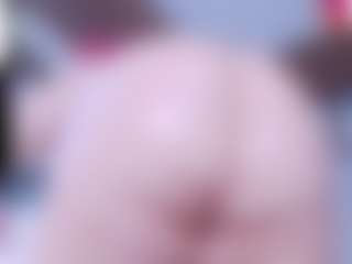 IriisFeitan's Live Sex Cam Show