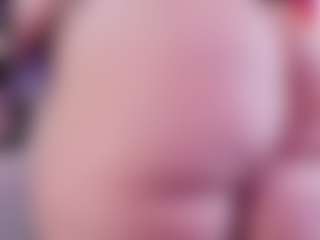 Live cam show with IriisFeitan - Brown Eyes Red Hair on Camming Site