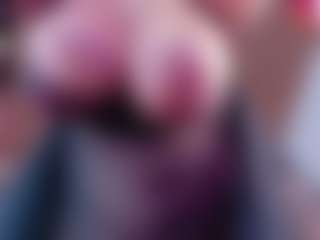 Live cam show with IriisFeitan - Drinking on crypto-cams