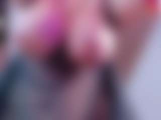 Live cam show with IriisFeitan - Smoking on liverealitysex.com