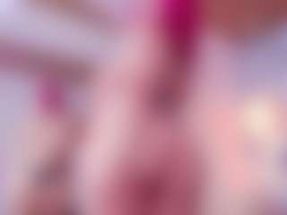 Live cam show with IriisFeitan - Brown Eyes on Fling VIP Chat