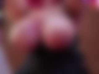 IriisFeitan's Live Sex Cam Show