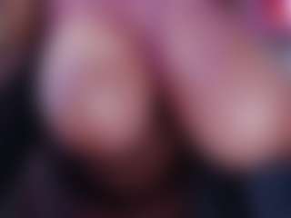 IriisFeitan's Live Sex Cam Show
