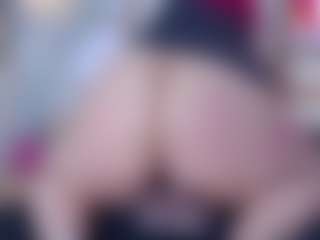 IriisFeitan's Live Sex Cam Show