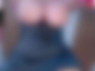 IriisFeitan's Live Sex Cam Show
