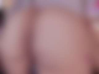 IriisFeitan's Live Sex Cam Show